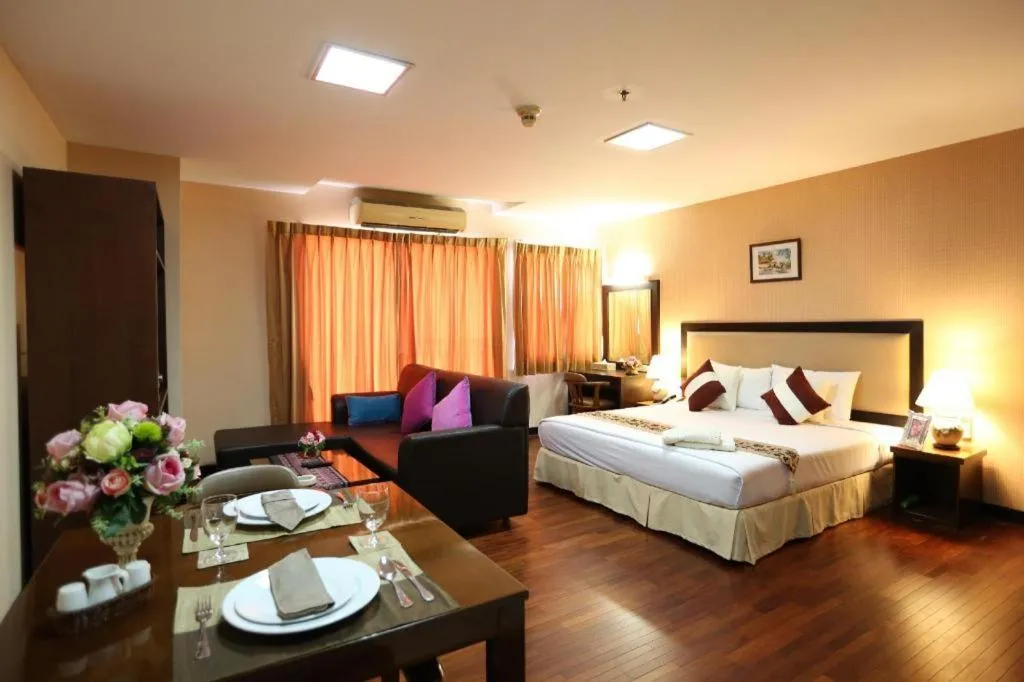 Bed in J Town serviced Apartments&hotel