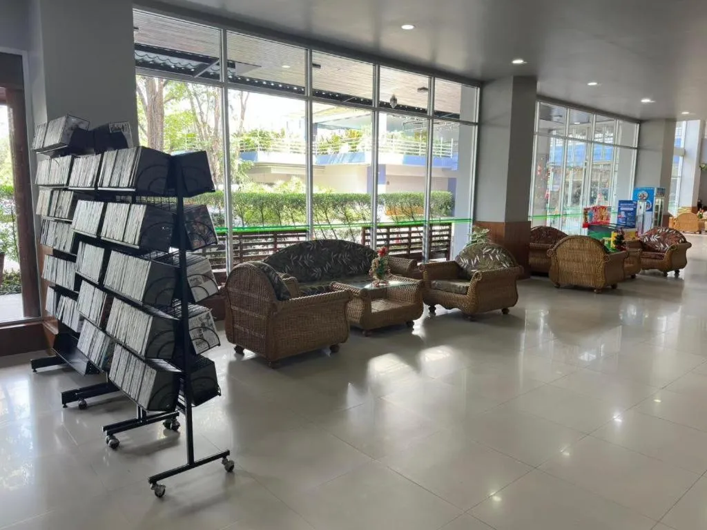 J Town serviced Apartments&hotel