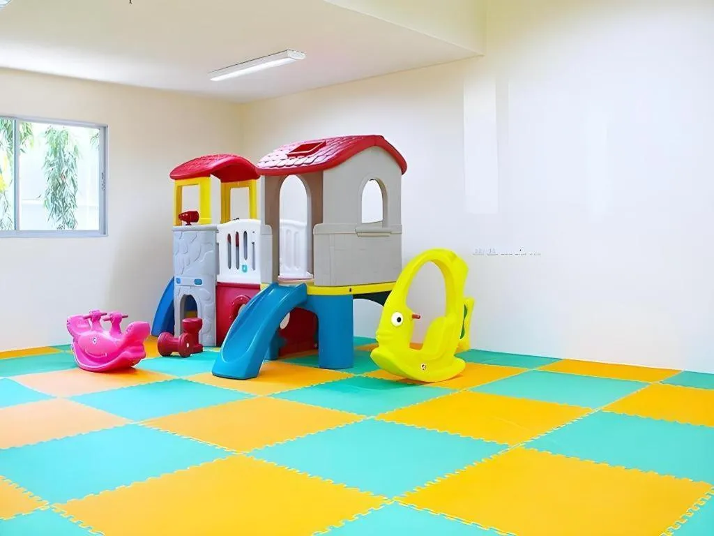 J Town serviced Apartments&hotel