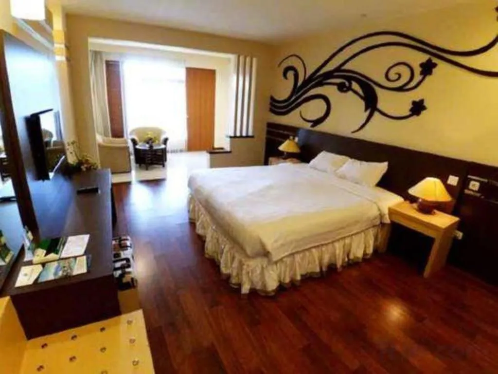 Bed in Purnama Hotel