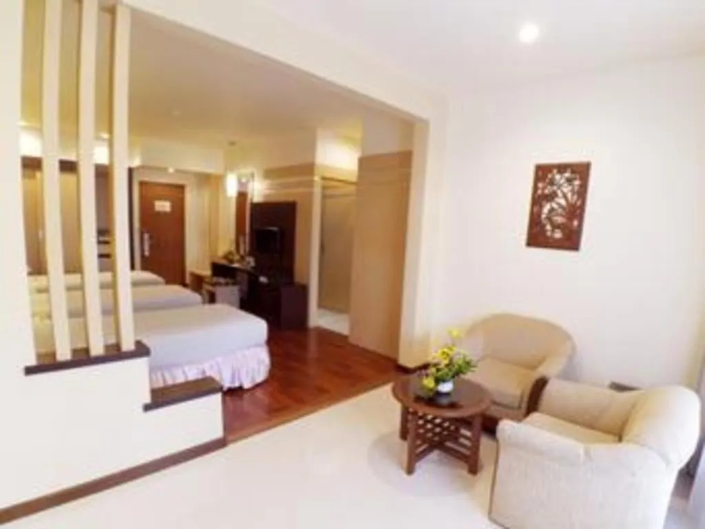 Bed in Purnama Hotel