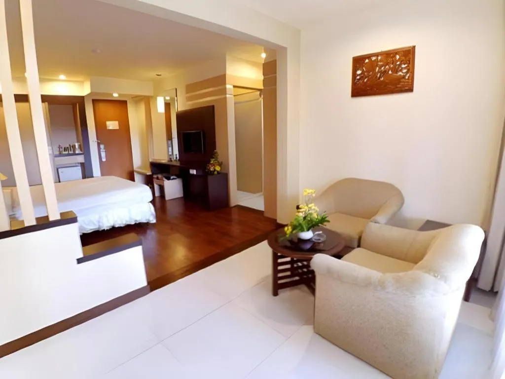 Bed in Purnama Hotel