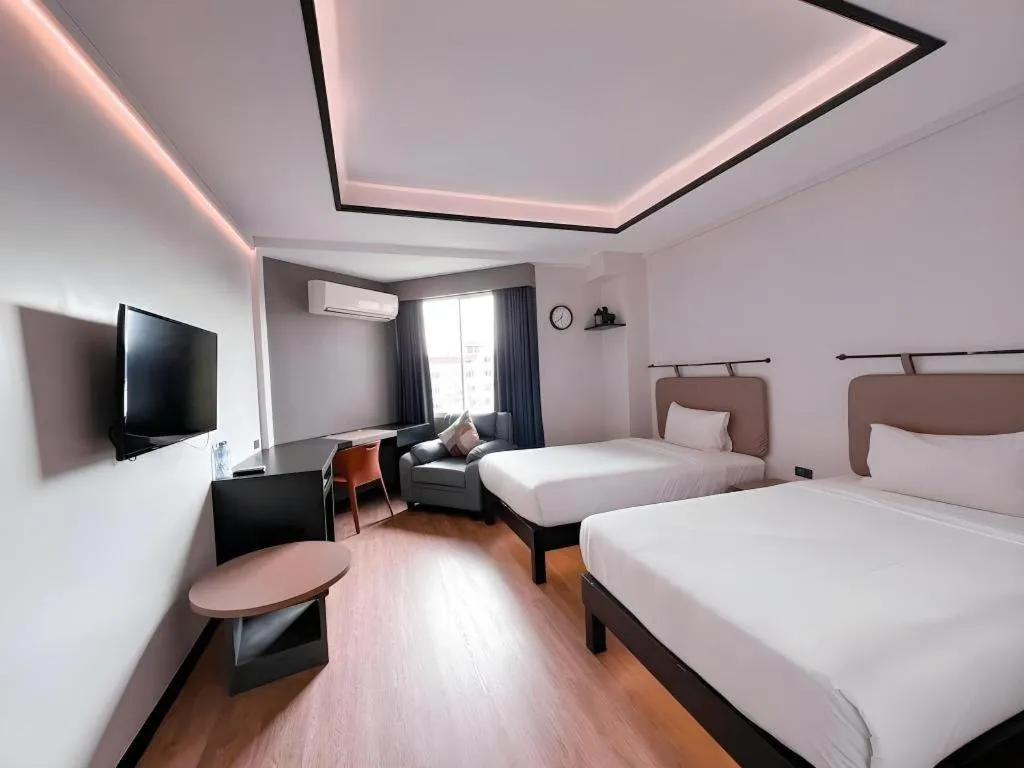 Bed in PRS Hotel By Sojourn