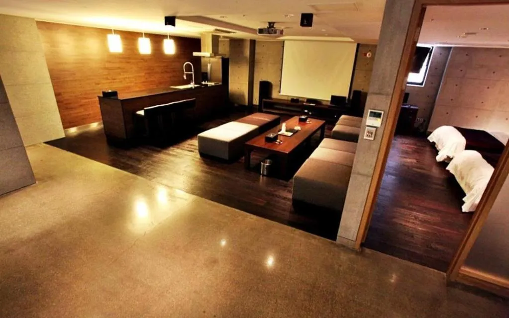 Bed in Nox Boutique Hotel