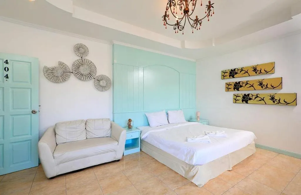 Bed in Gorgeous Boutique Room