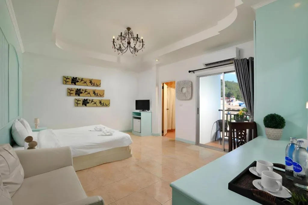 Bed in Gorgeous Boutique Room