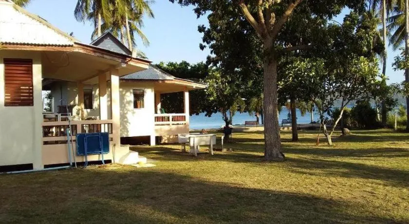 Jinta Beach Bungalow