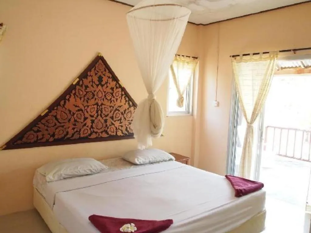 Bed in Jinta Beach Bungalow