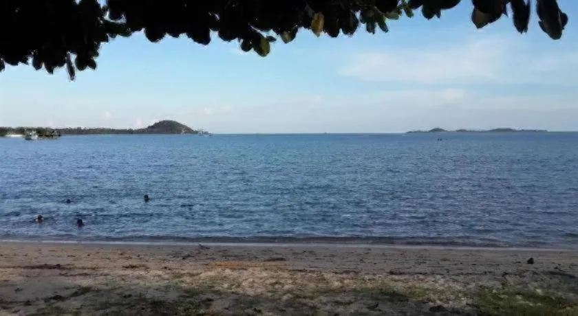 Jinta Beach Bungalow