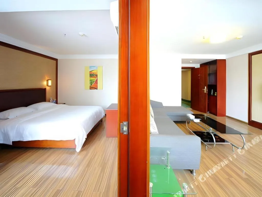 Bed in GreenTree Inn Nanning Langdong Hotel