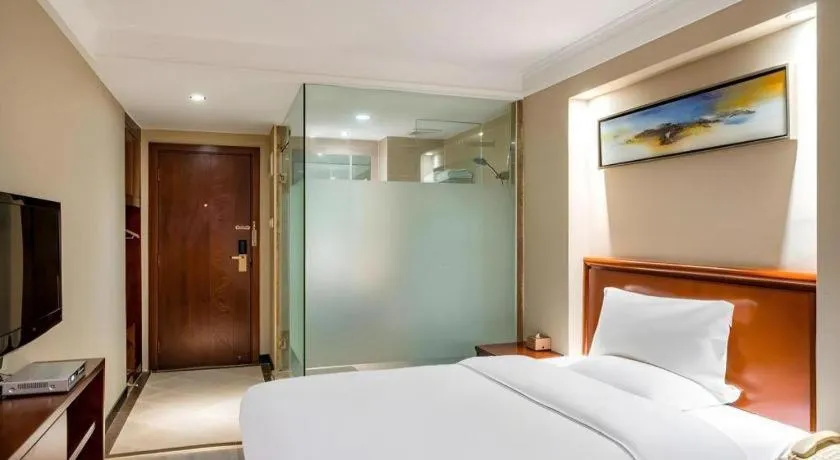 Bed in GreenTree Inn Nanning Langdong Hotel