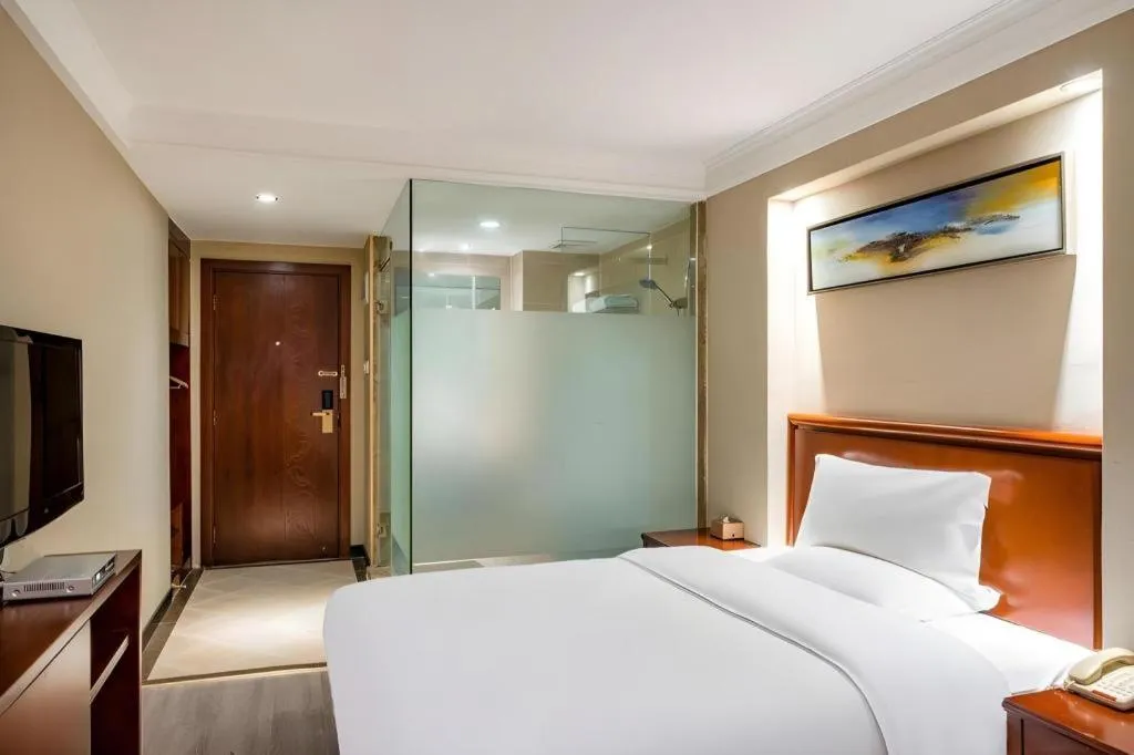 Bed in GreenTree Inn Nanning Langdong Hotel