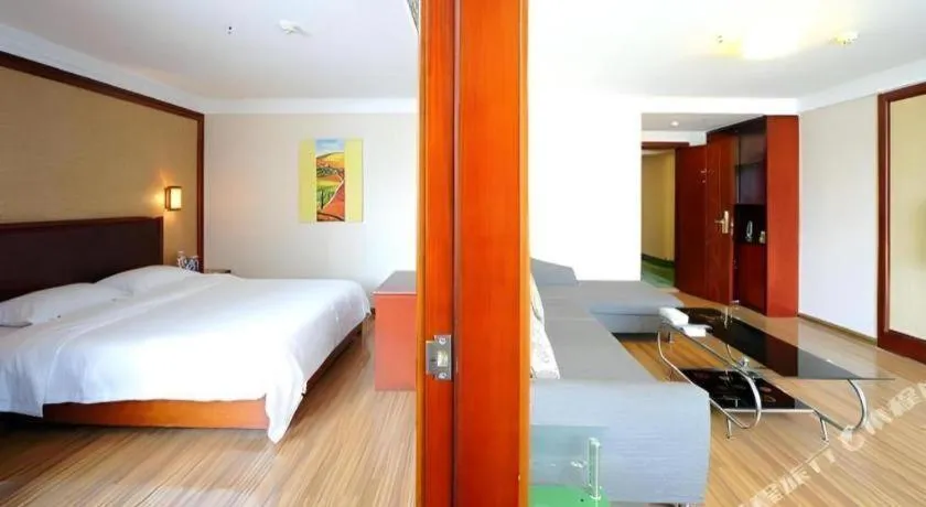 Bed in GreenTree Inn Nanning Langdong Hotel