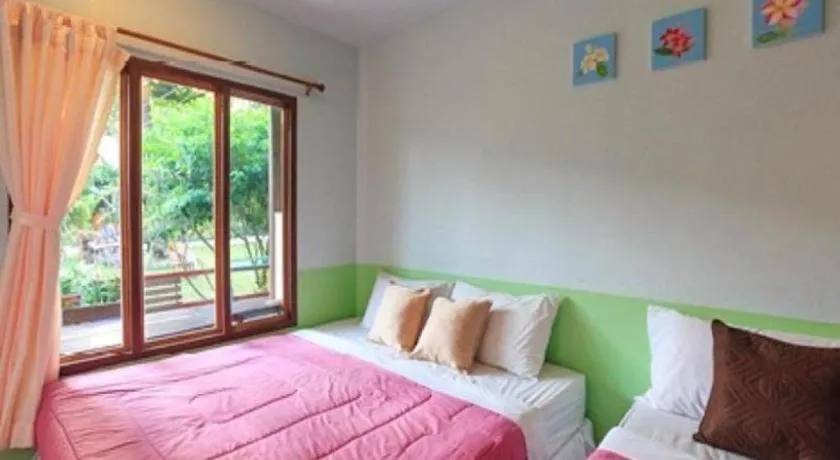 Bed in Greenplace-Samed Seahorse