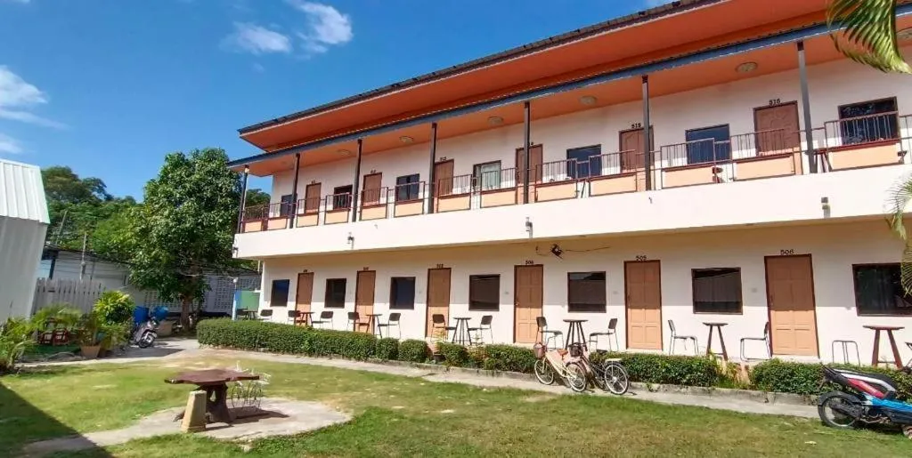 Greenplace-Samed Seahorse