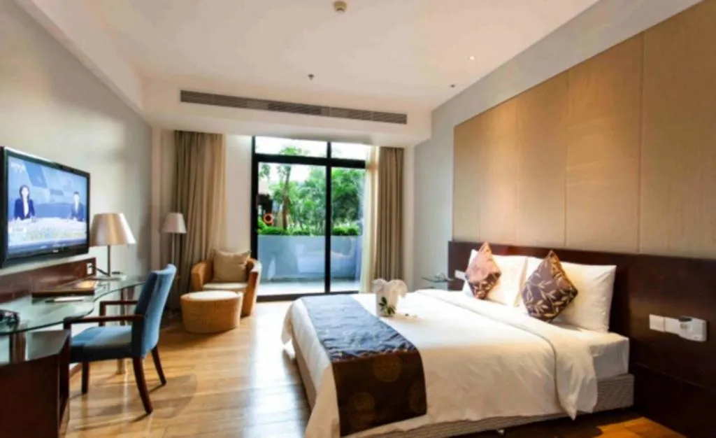 Bed in Serenity Marina Hotel