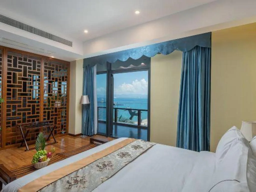 Bed in Serenity Marina Hotel