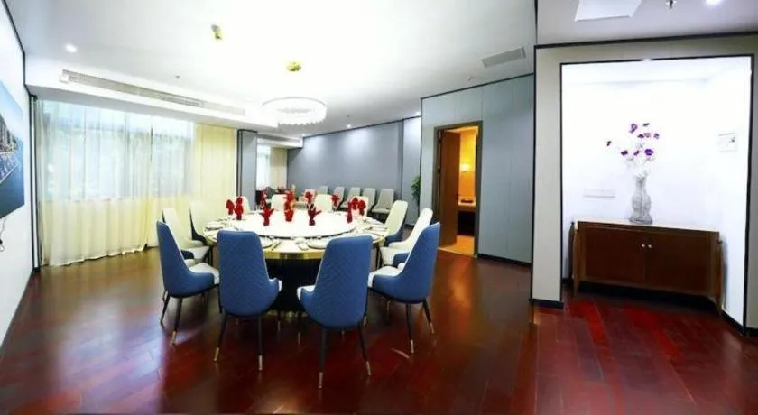 Serenity Marina Hotel