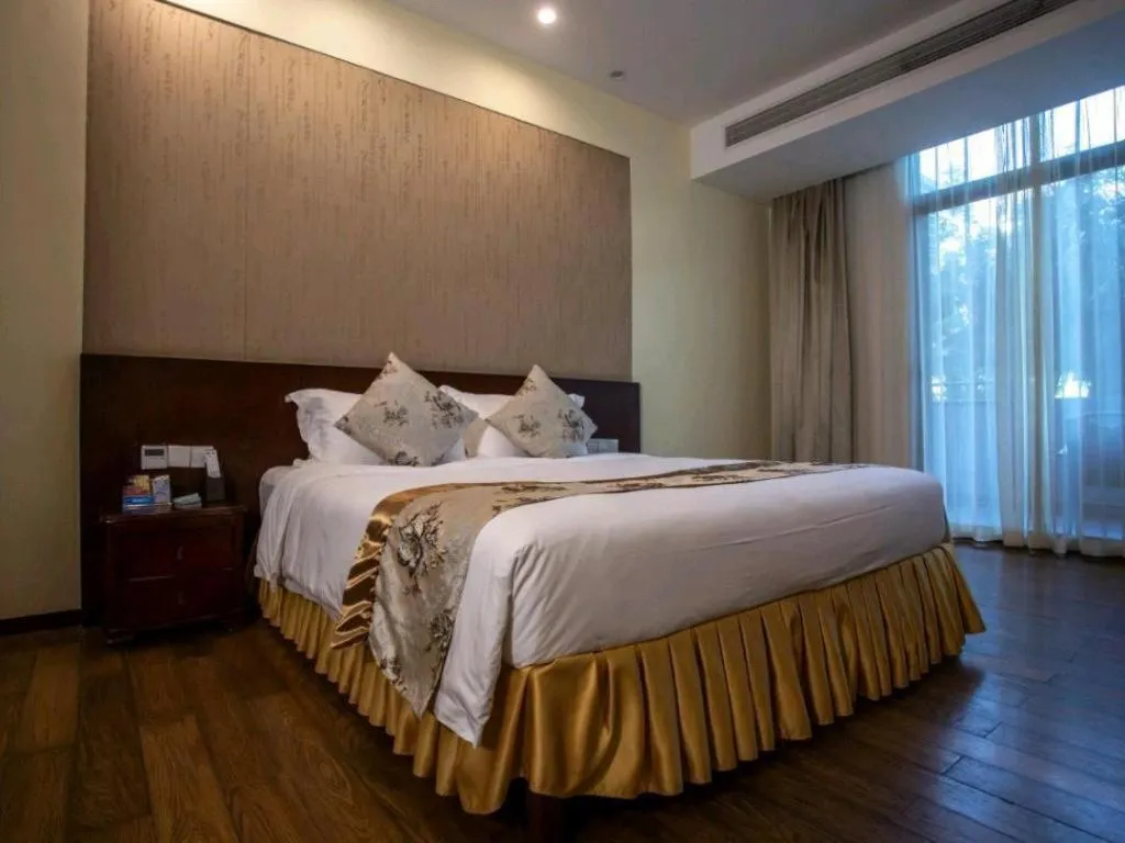 Bed in Serenity Marina Hotel