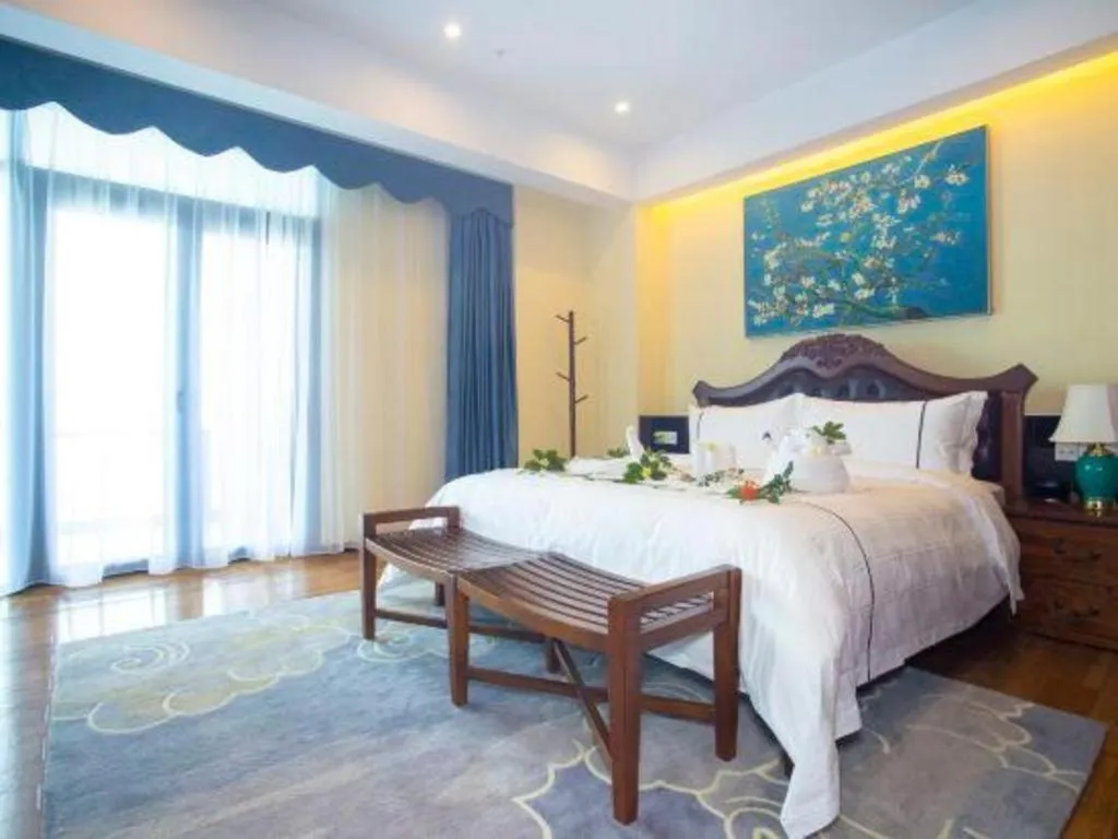 Bed in Serenity Marina Hotel