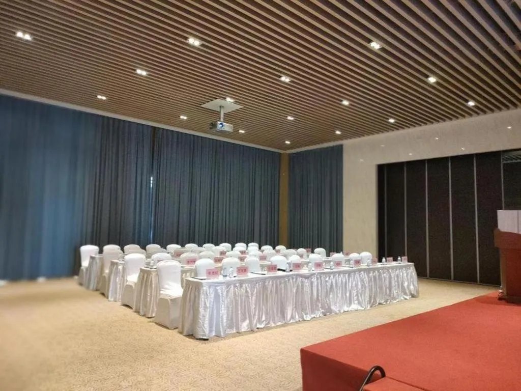 Serenity Marina Hotel