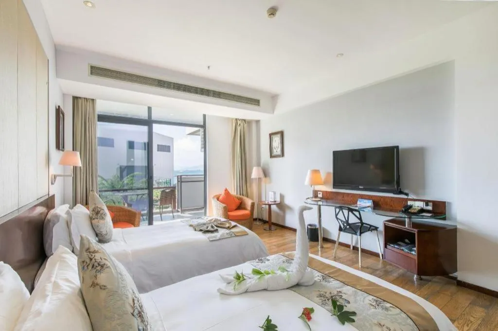 Bed in Serenity Marina Hotel