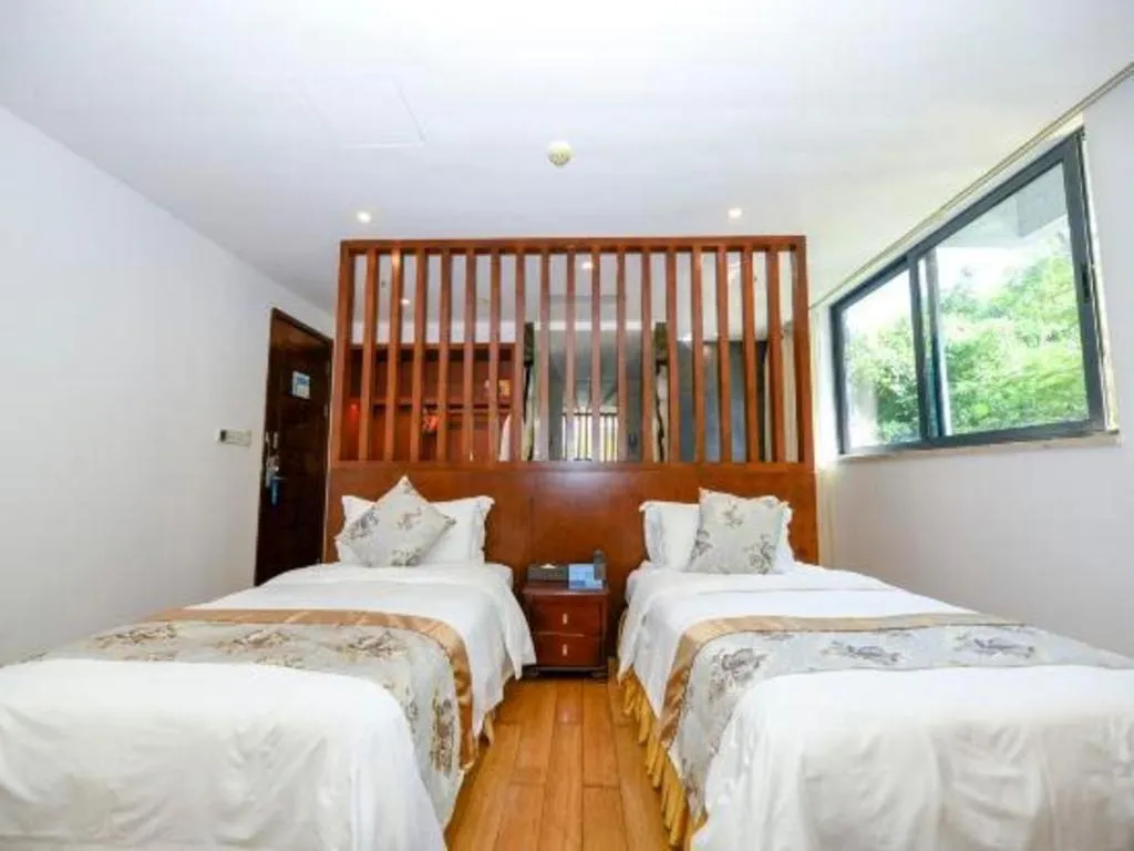 Bed in Serenity Marina Hotel