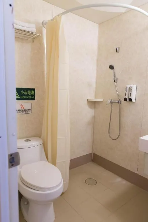 Shanghai Blue Mountain Bund Youth Hostel