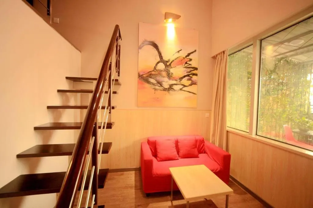 Shanghai Blue Mountain Bund Youth Hostel