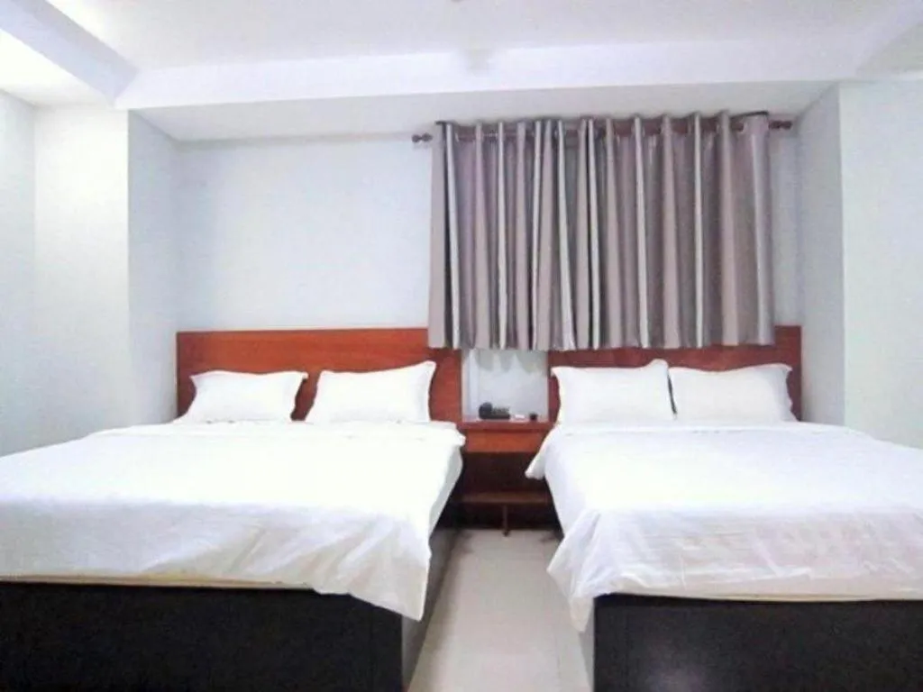 Bed in An Dong Center Hotel Chinatown Saigon