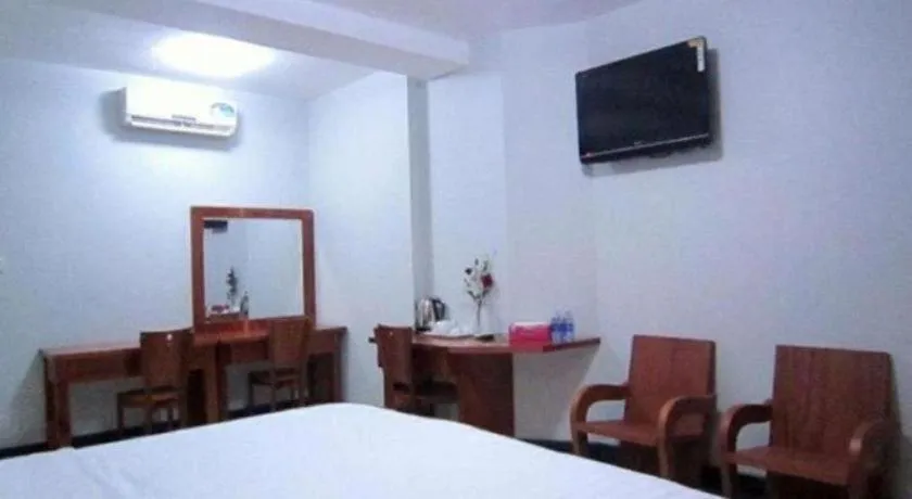 Bed in An Dong Center Hotel Chinatown Saigon