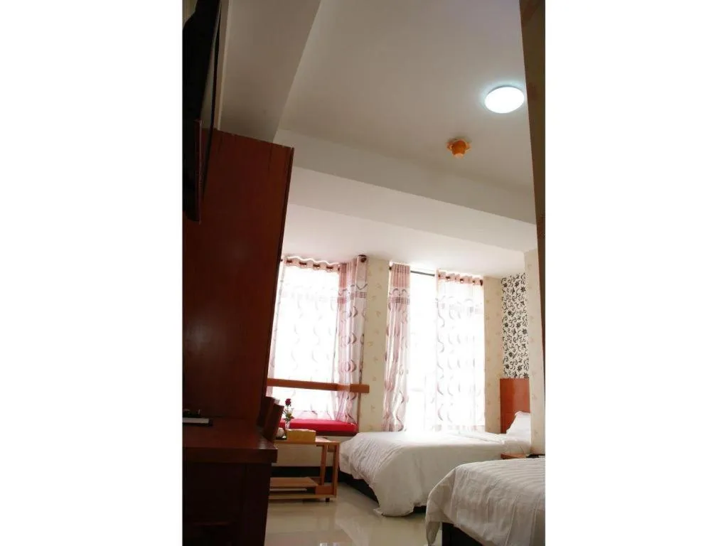 Bed in An Dong Center Hotel Chinatown Saigon