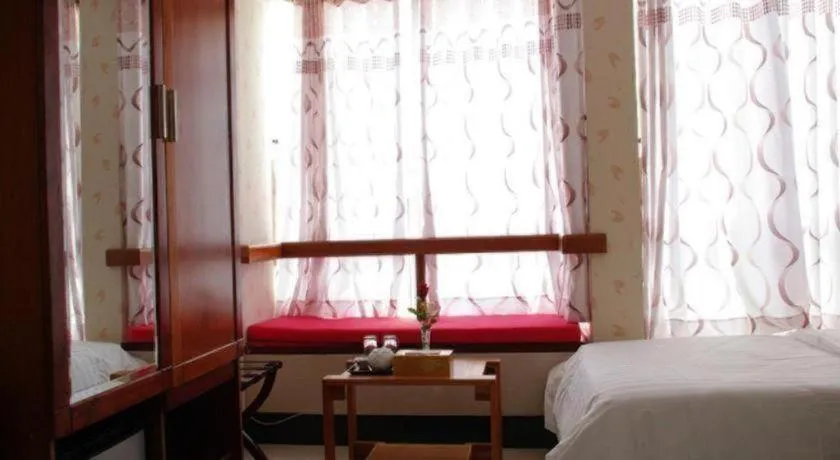 Bed in An Dong Center Hotel Chinatown Saigon