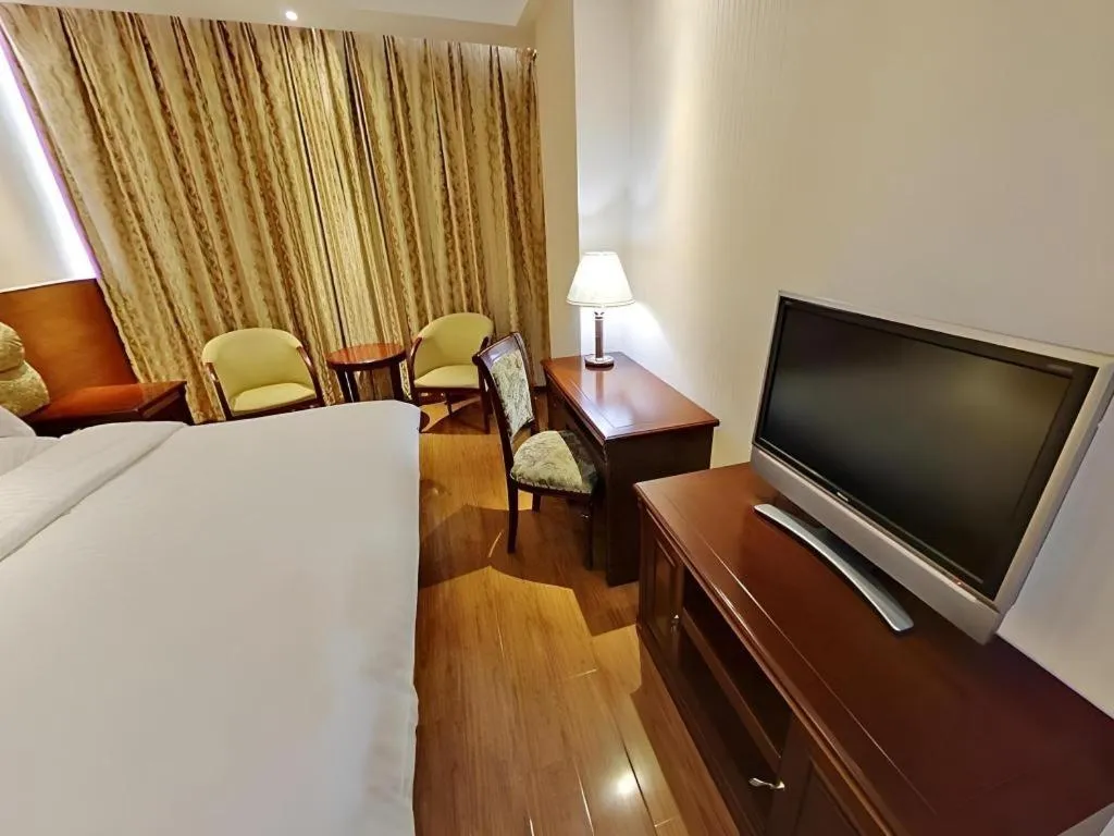 Bed in Starway Hotel Hongqiao Junction Center Branch