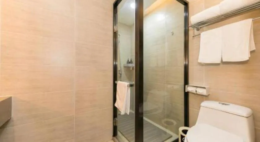 Starway Hotel Hongqiao Junction Center Branch