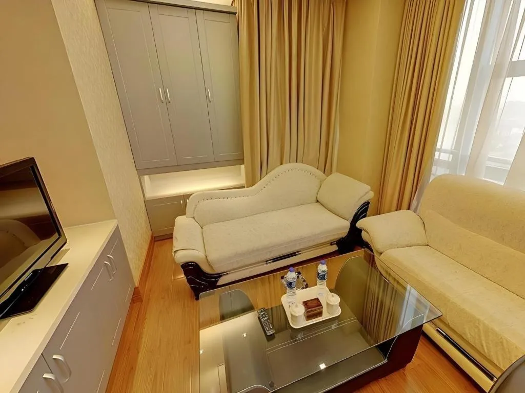 Starway Hotel Hongqiao Junction Center Branch