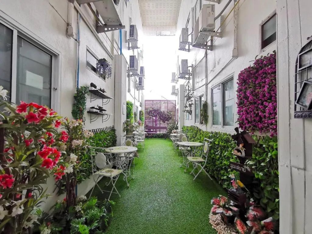 Phet Cha-am Plaza&Resort