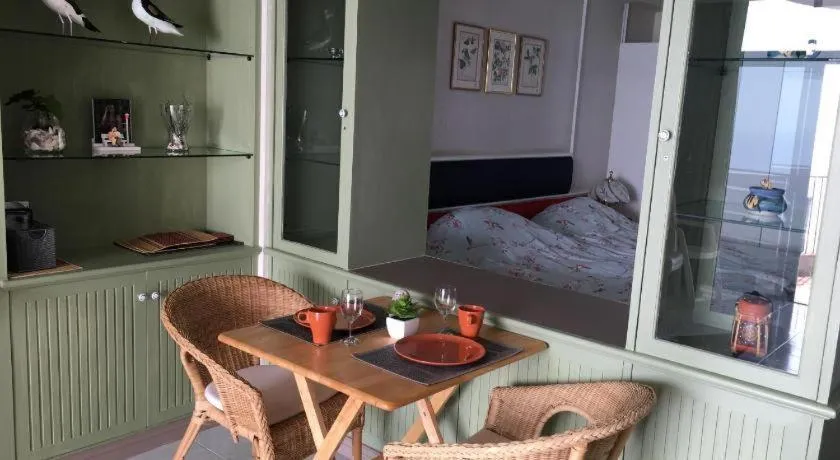 Bed in Phet Cha-am Plaza&Resort