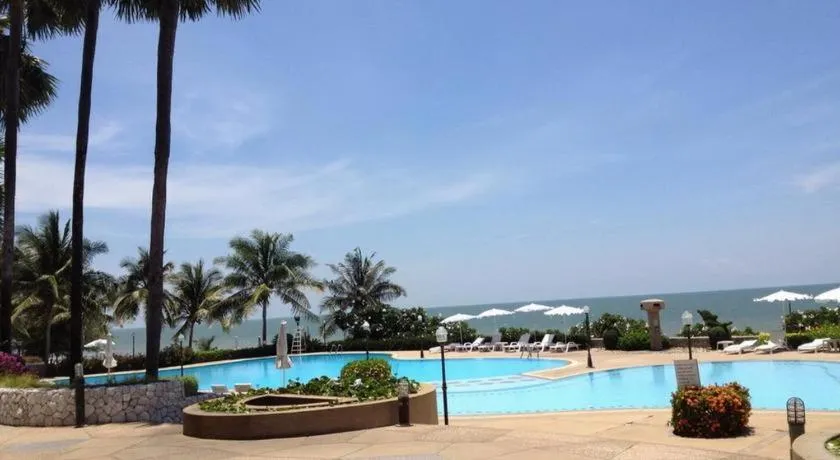 Phet Cha-am Plaza&Resort