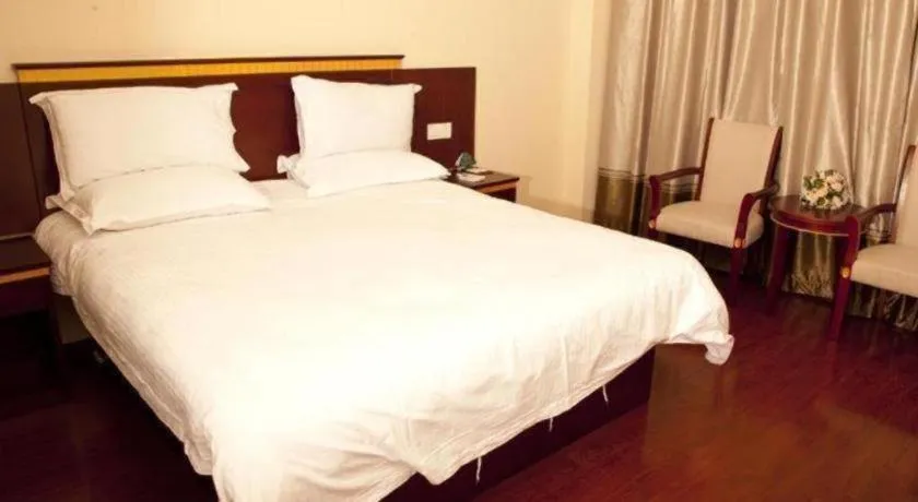 Bed in GreenTree Inn Shanghai Minhang Development Zone Subway Station Business Hotel