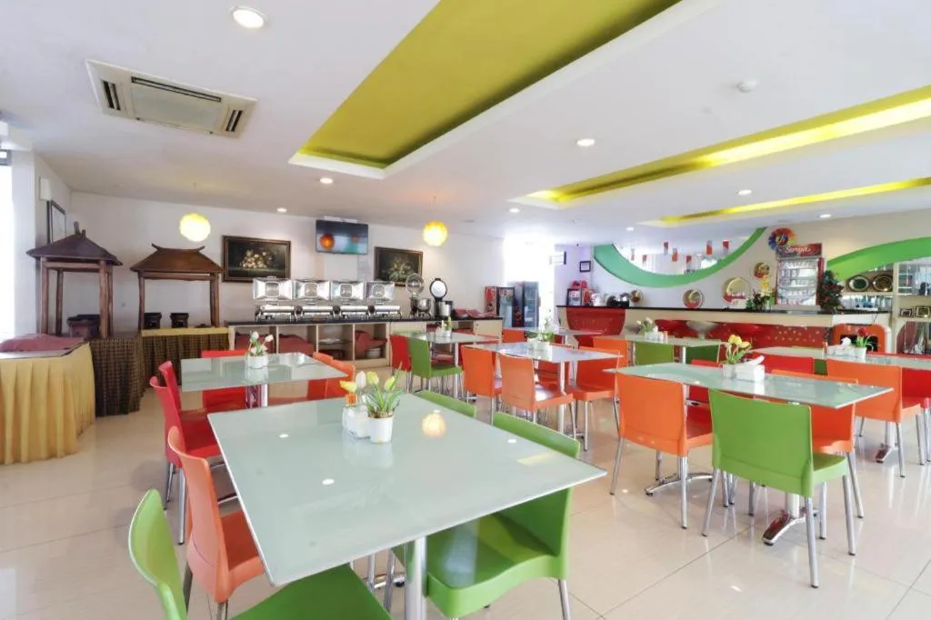 Dewarna Hotel and Convention Bojonegoro