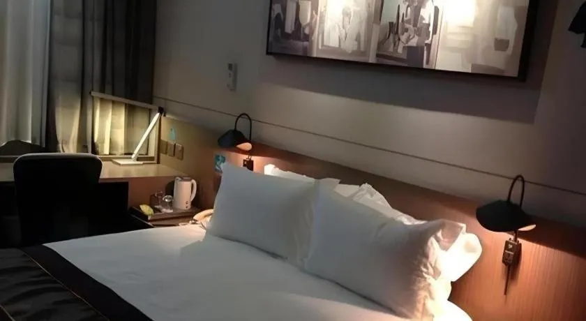 Bed in Jinjiang Inn Select Suzhou Industrial Park Dushu Lake Dongxing Road