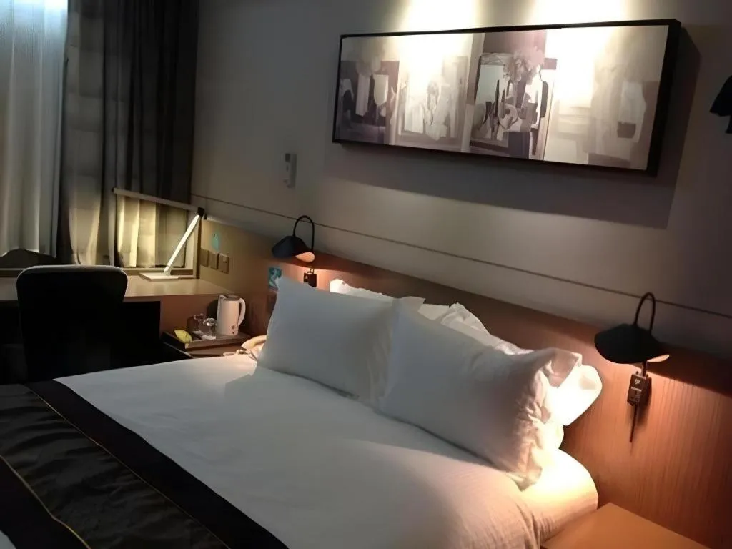 Bed in Jinjiang Inn Select Suzhou Industrial Park Dushu Lake Dongxing Road