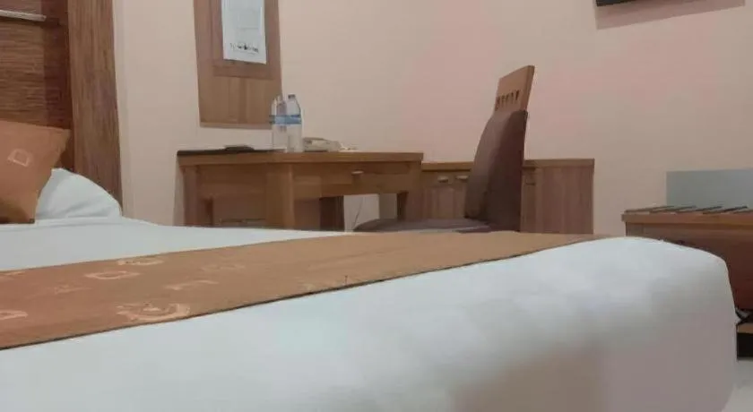 Bed in Hotel Senen Indah Syariah