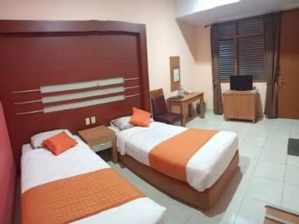 Bed in Hotel Senen Indah Syariah