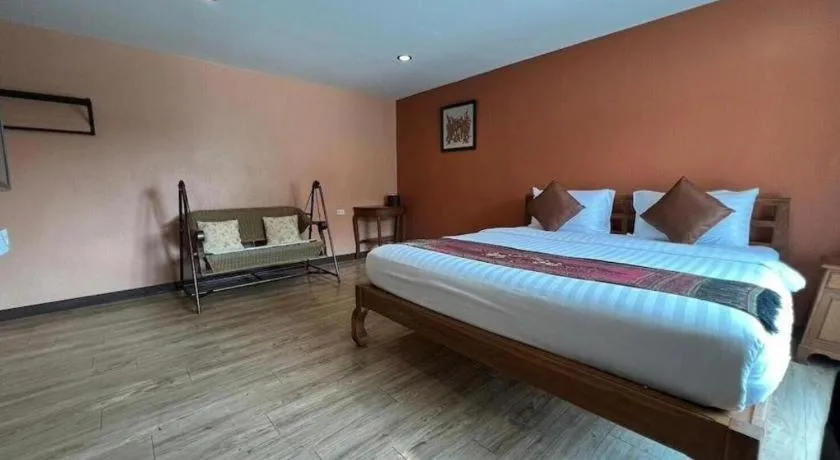 Bed in Phaphoom Boutique Residence