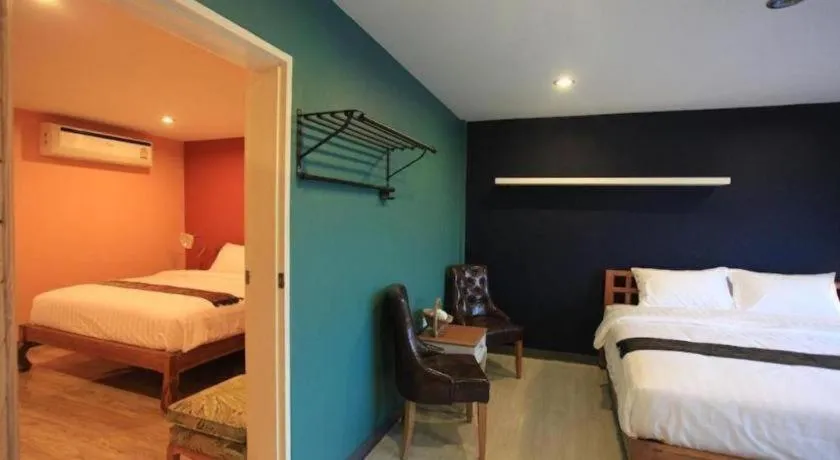 Bed in Phaphoom Boutique Residence