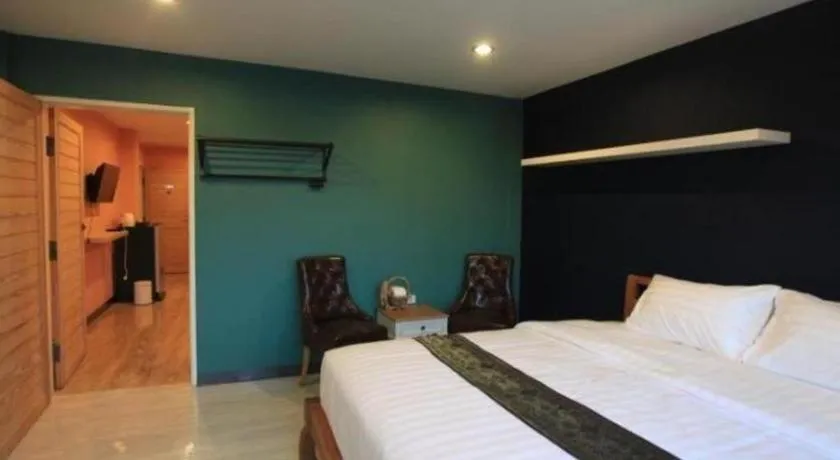 Bed in Phaphoom Boutique Residence