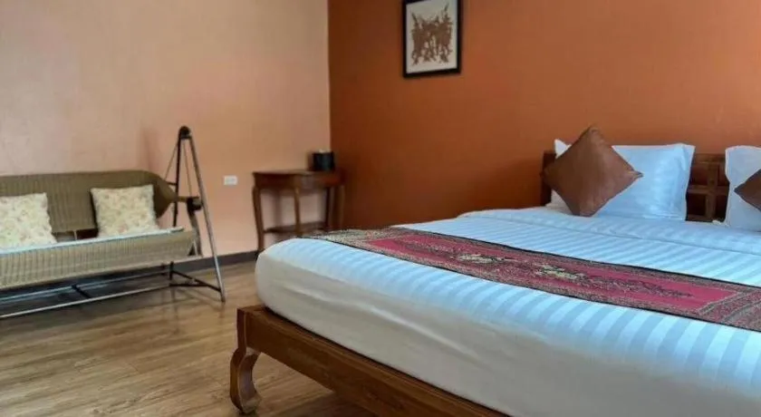 Bed in Phaphoom Boutique Residence