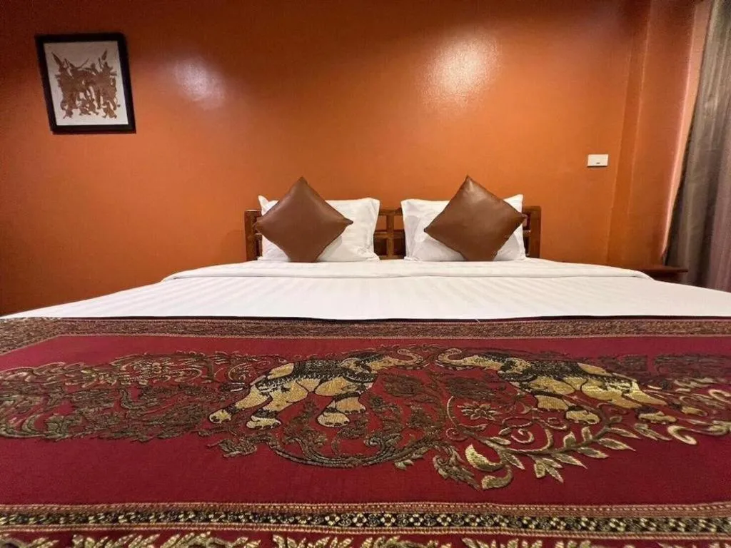 Bed in Phaphoom Boutique Residence